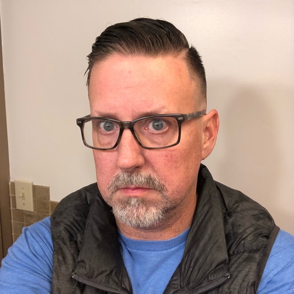 Meet your Posher, David - Picture 1 of 1